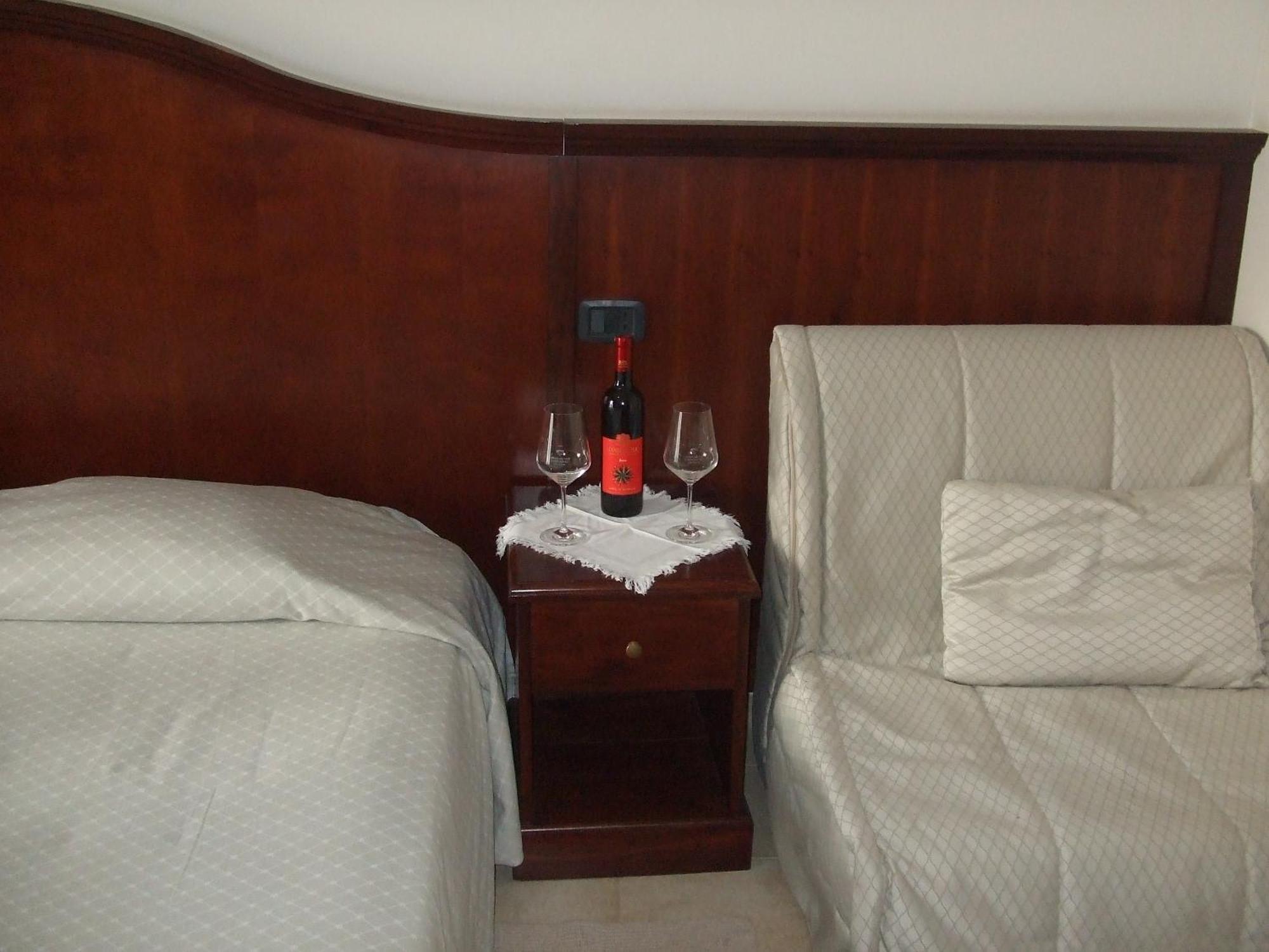 Hotel Stella Del Sud 칼라세타 외부 사진